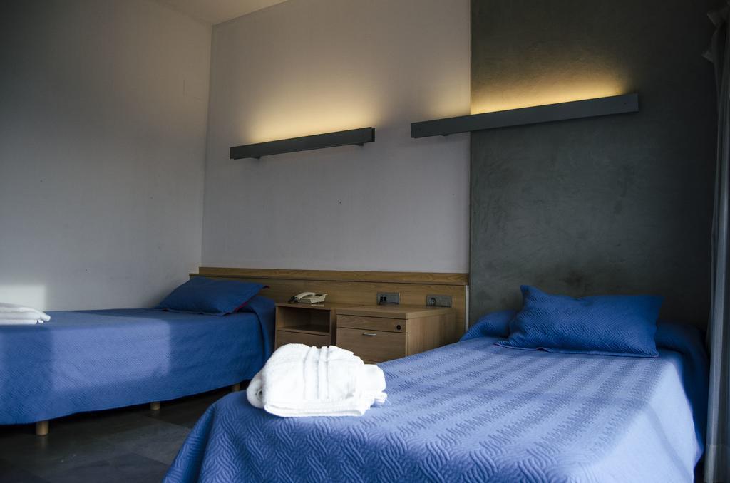 Hotel Residencia La Petxina Walencja Pokój zdjęcie