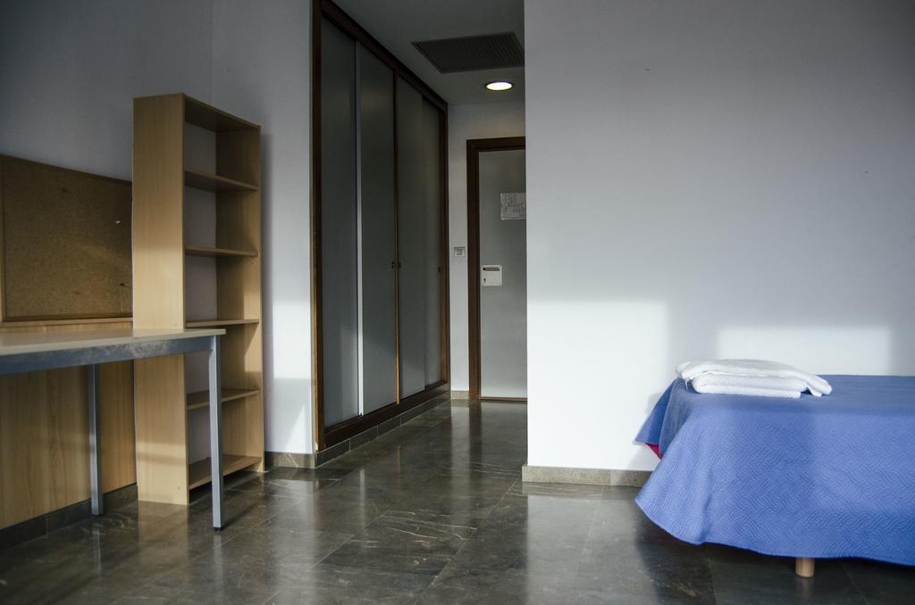 Hotel Residencia La Petxina Walencja Pokój zdjęcie
